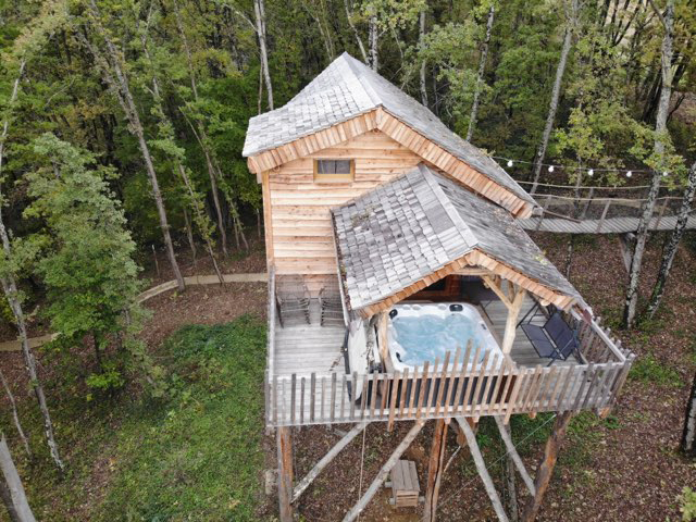 Logo LES CABANES JACQUOISES